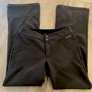 The North Face Windwall women’s ski pants. Size small.